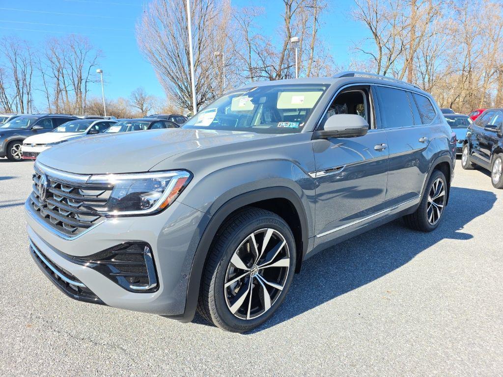 new 2026 Volkswagen Atlas car, priced at $54,161