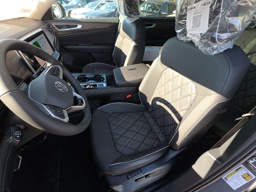 new 2026 Volkswagen Atlas car, priced at $54,161
