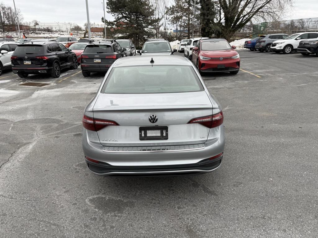 used 2022 Volkswagen Jetta car, priced at $19,827