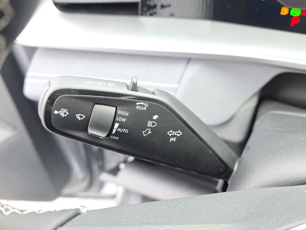 new 2026 Volkswagen Tiguan car, priced at $36,377