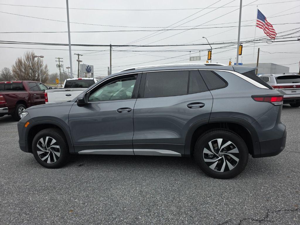 new 2026 Volkswagen Tiguan car, priced at $32,129