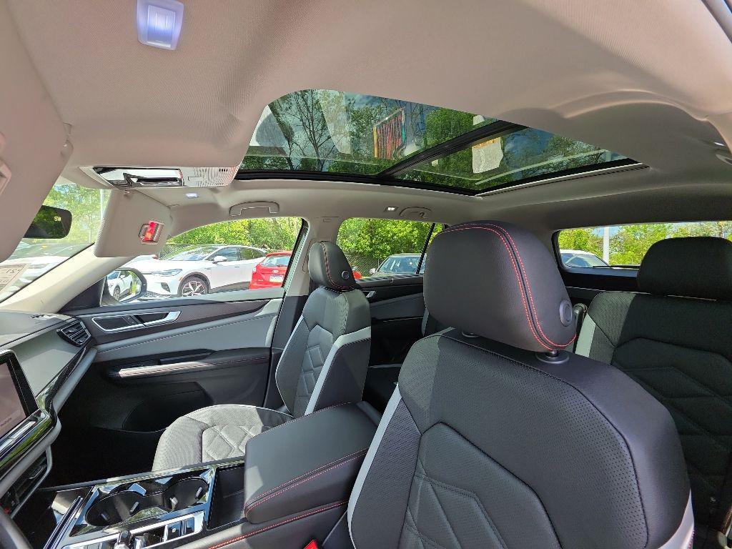 new 2026 Volkswagen Atlas car, priced at $46,388