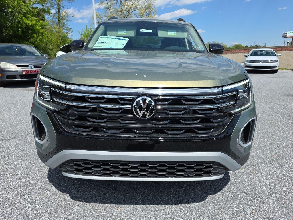 new 2026 Volkswagen Atlas car, priced at $46,388