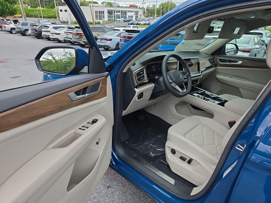new 2026 Volkswagen Atlas car, priced at $44,919