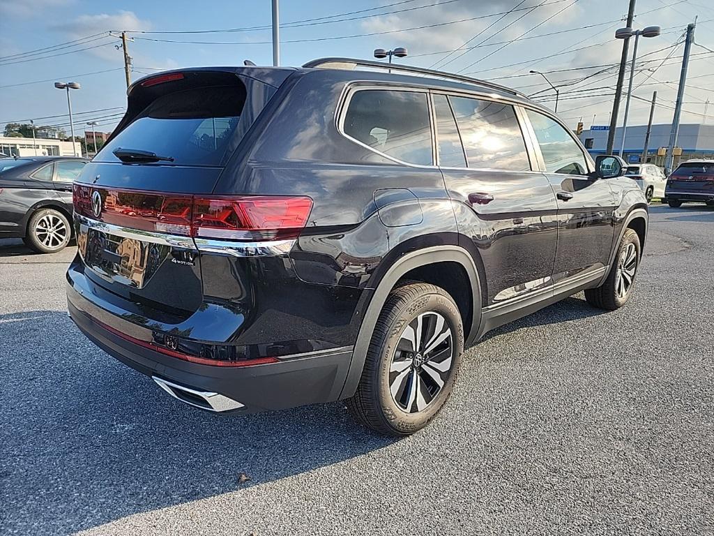 new 2026 Volkswagen Atlas car, priced at $38,603