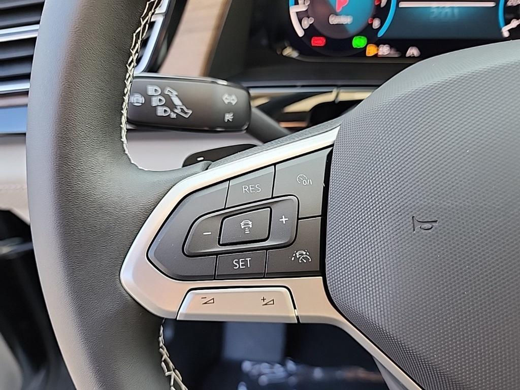 new 2026 Volkswagen Atlas car, priced at $38,603