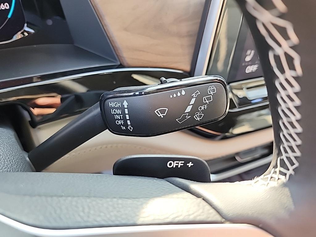 new 2026 Volkswagen Atlas car, priced at $38,603