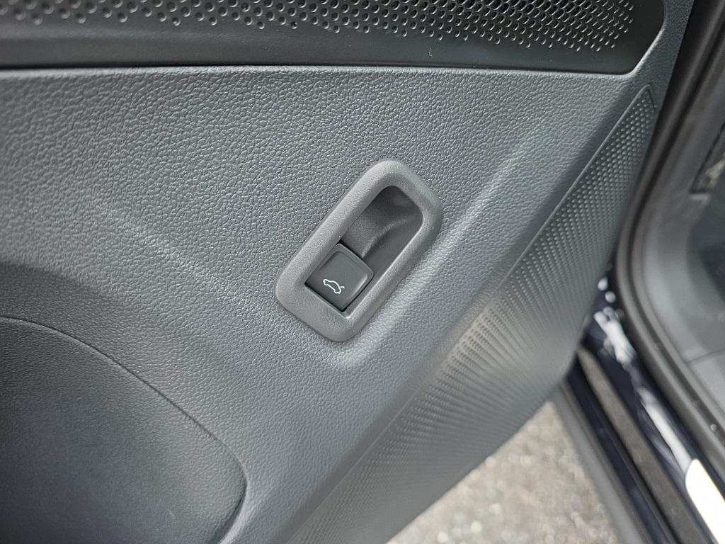 new 2026 Volkswagen Tiguan car, priced at $36,572