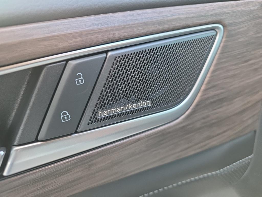 new 2026 Volkswagen Atlas car, priced at $53,007