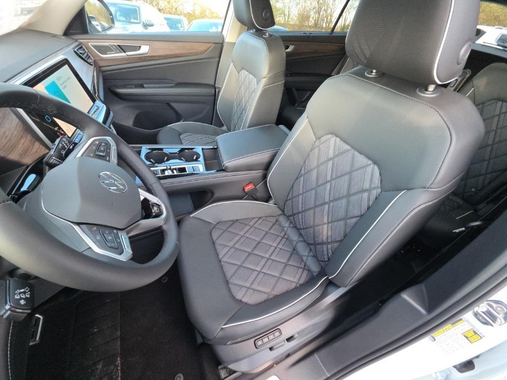 new 2026 Volkswagen Atlas car, priced at $53,007