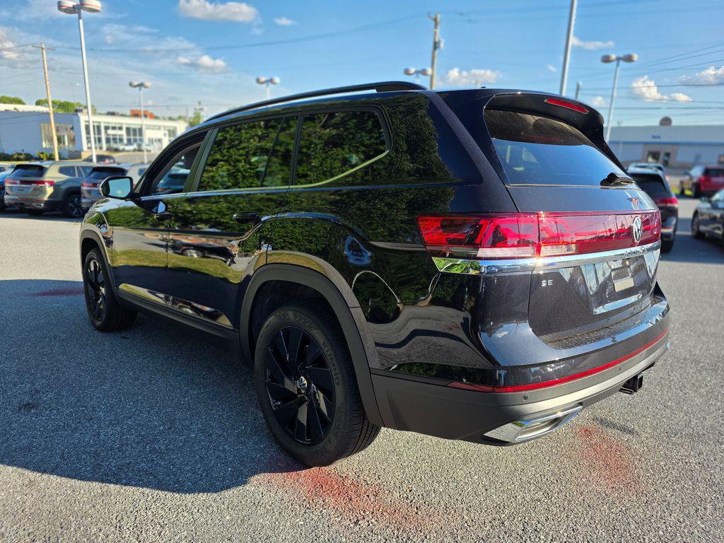 new 2026 Volkswagen Atlas car, priced at $43,528