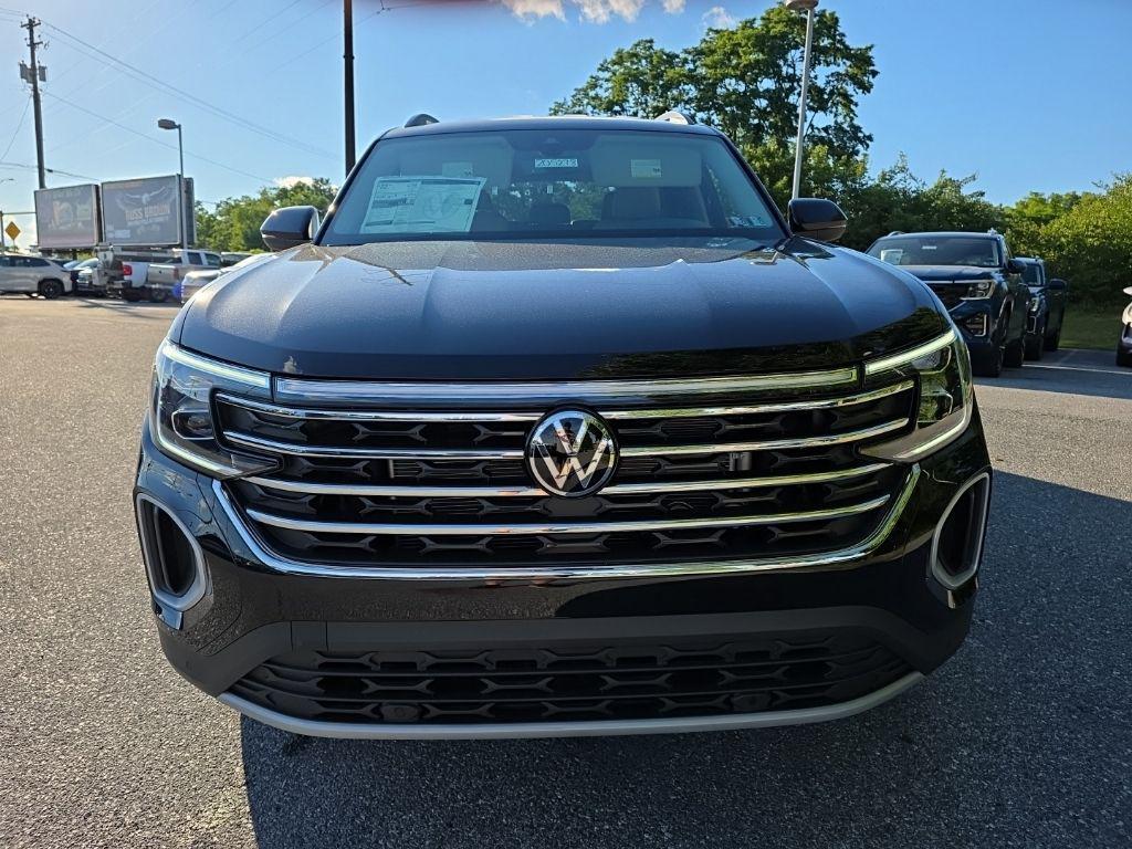 new 2026 Volkswagen Atlas car, priced at $43,528