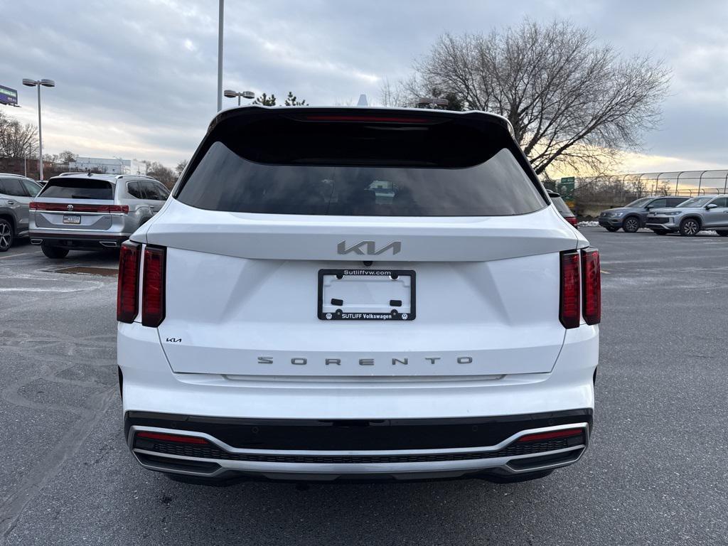 used 2022 Kia Sorento car, priced at $21,976