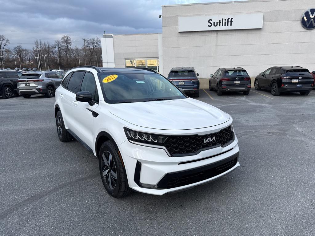 used 2022 Kia Sorento car, priced at $21,976