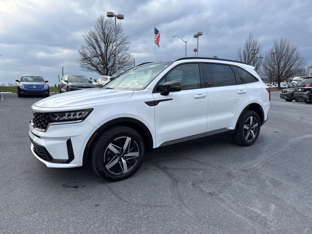 used 2022 Kia Sorento car, priced at $21,976