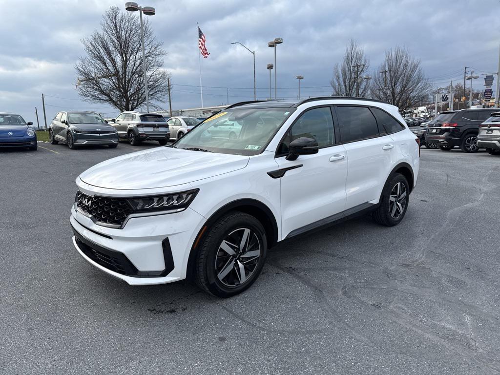 used 2022 Kia Sorento car, priced at $21,976
