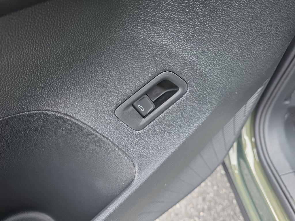 new 2026 Volkswagen Atlas car, priced at $46,168