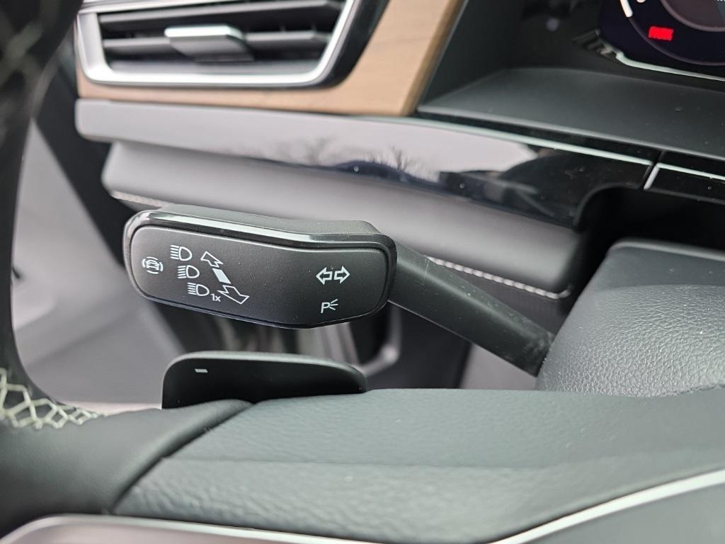 new 2026 Volkswagen Atlas car, priced at $45,168