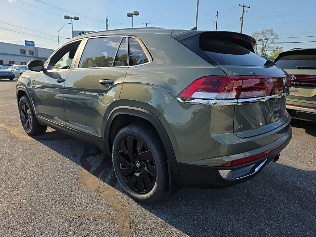 new 2026 Volkswagen Atlas Cross Sport car, priced at $44,084