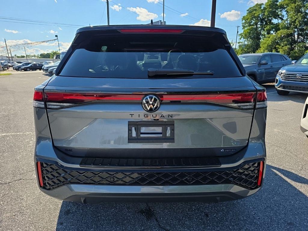 new 2026 Volkswagen Tiguan car, priced at $37,958