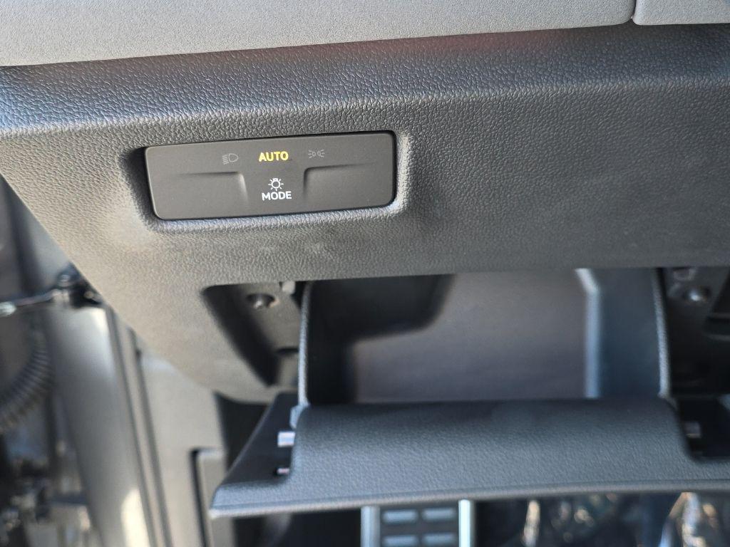 new 2026 Volkswagen Tiguan car, priced at $37,958