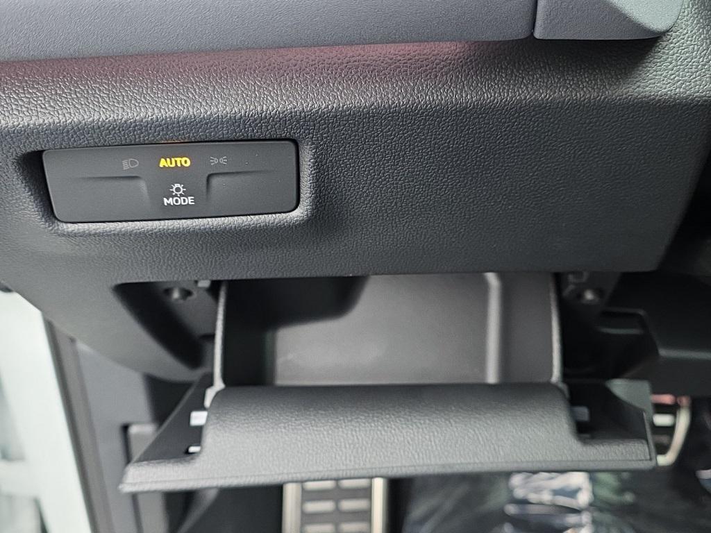 new 2026 Volkswagen Tiguan car, priced at $39,878