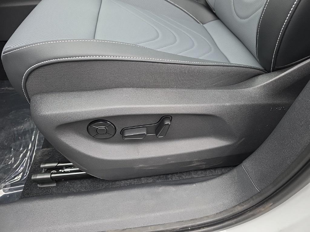 new 2026 Volkswagen Tiguan car, priced at $39,878