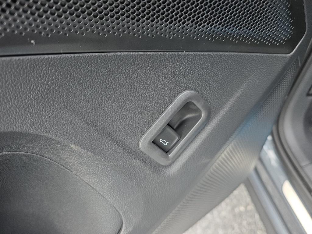 new 2026 Volkswagen Tiguan car, priced at $36,377