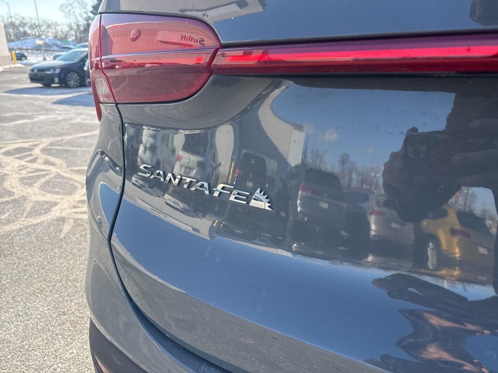 used 2022 Hyundai Santa Fe car, priced at $18,565