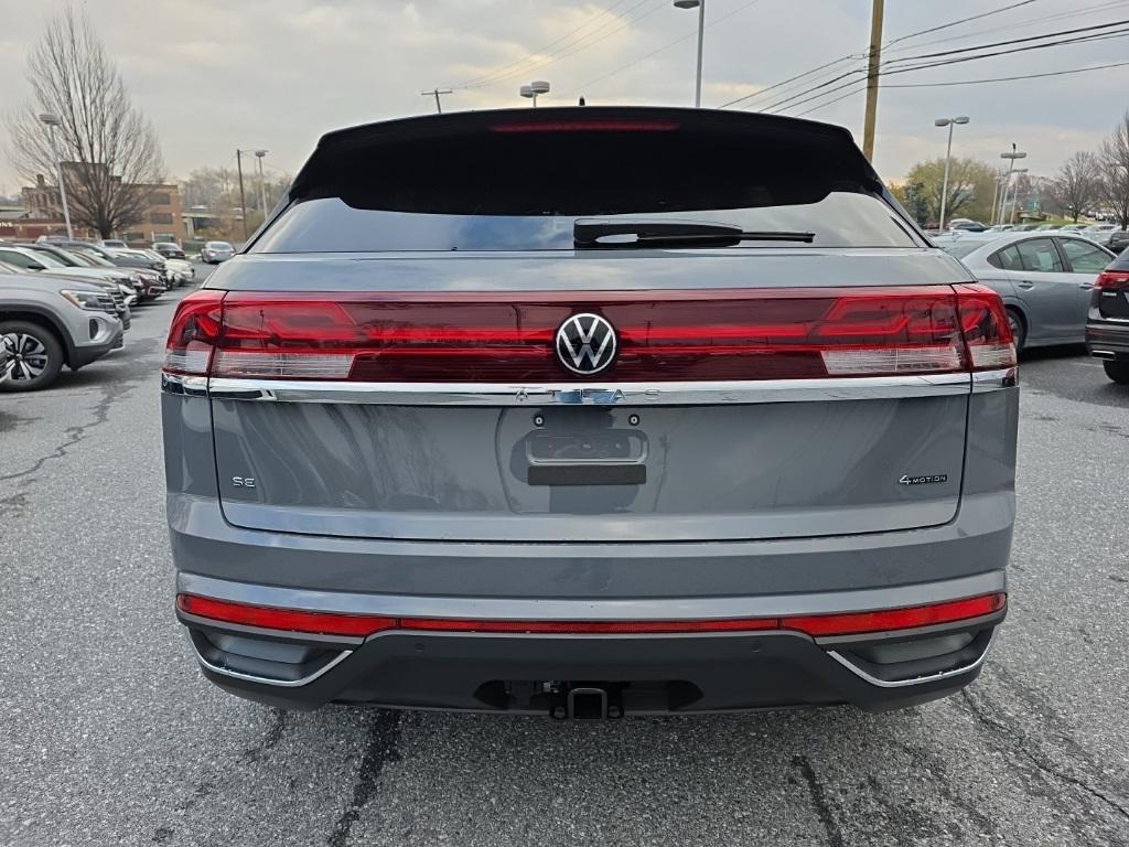 new 2026 Volkswagen Atlas Cross Sport car, priced at $44,244