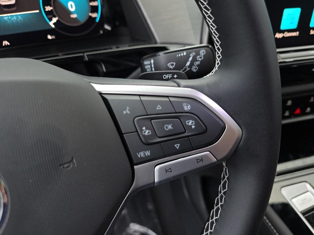 new 2026 Volkswagen Atlas Cross Sport car, priced at $44,244