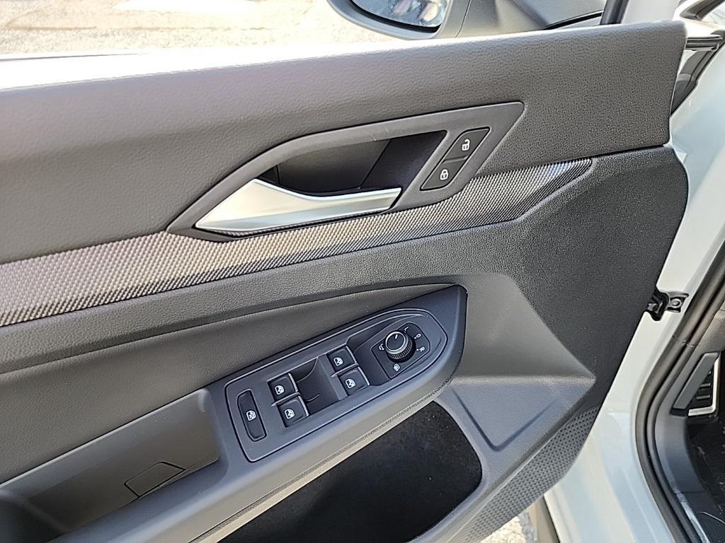 new 2025 Volkswagen Golf GTI car, priced at $40,698