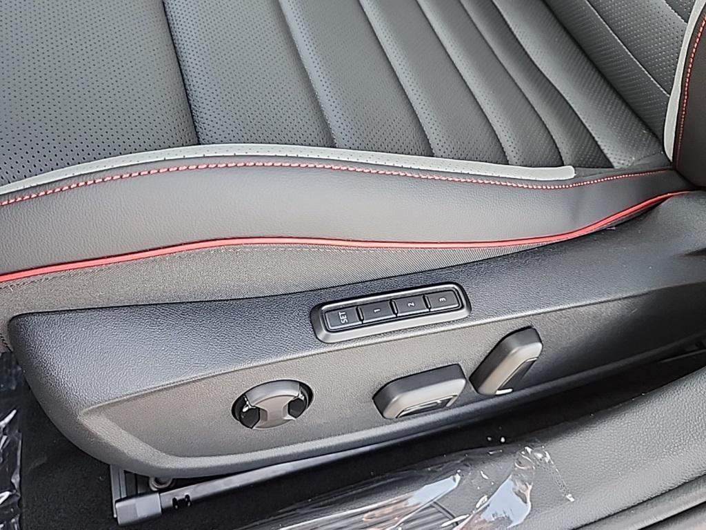 new 2025 Volkswagen Golf GTI car, priced at $40,698