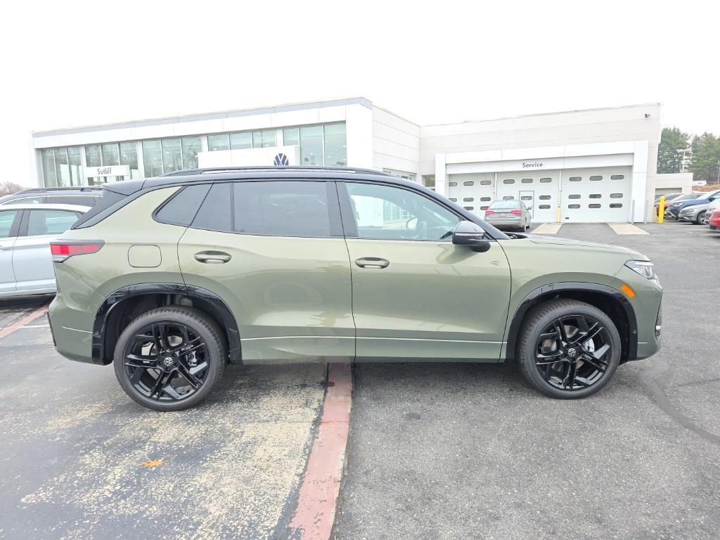 new 2026 Volkswagen Tiguan car, priced at $39,126