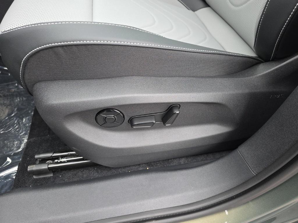 new 2026 Volkswagen Tiguan car, priced at $39,126