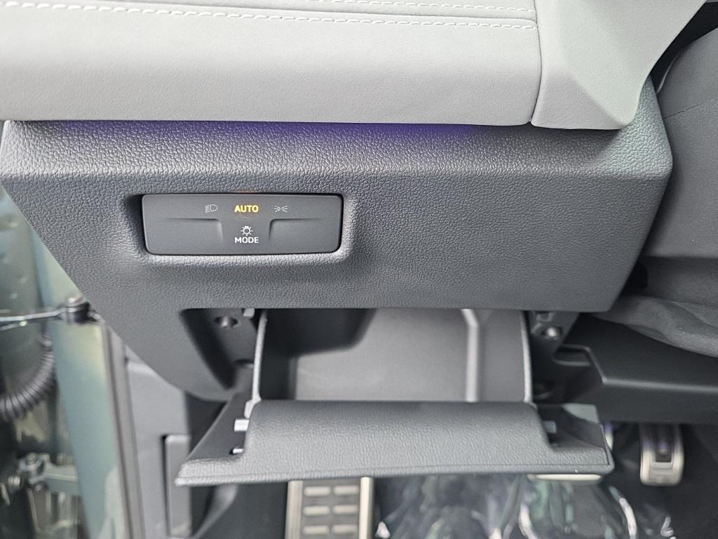 new 2026 Volkswagen Tiguan car, priced at $39,126