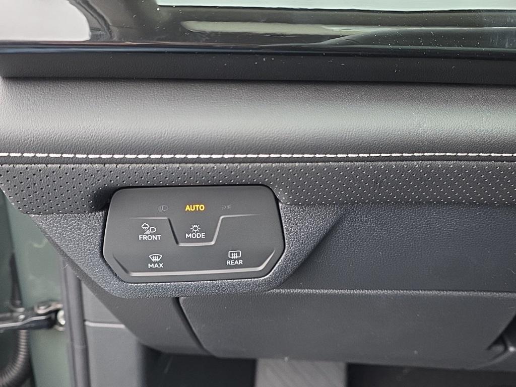 new 2026 Volkswagen Atlas car, priced at $45,058