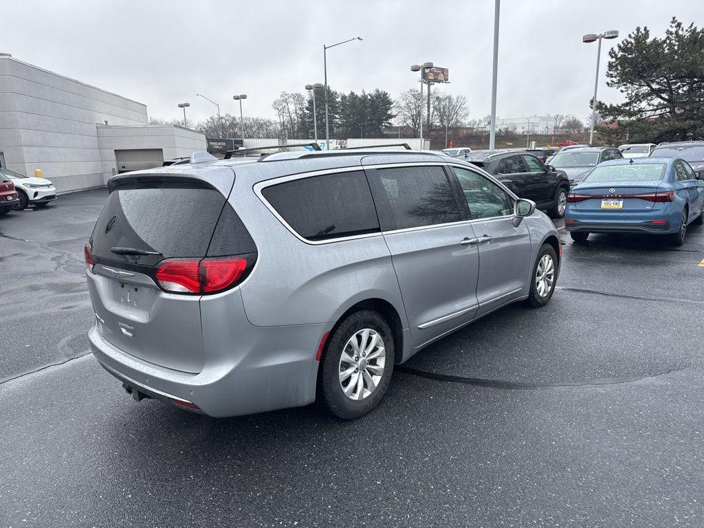used 2018 Chrysler Pacifica car, priced at $14,335