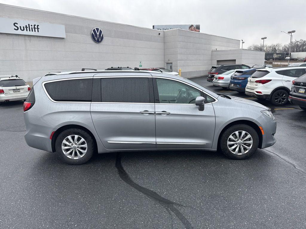 used 2018 Chrysler Pacifica car, priced at $14,335