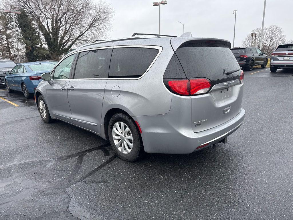 used 2018 Chrysler Pacifica car, priced at $14,335