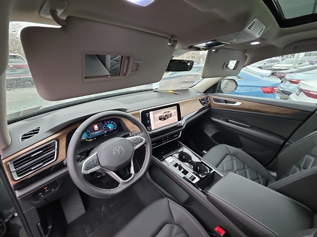 new 2026 Volkswagen Atlas car, priced at $44,656