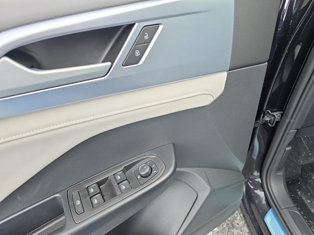 new 2026 Volkswagen Taos car, priced at $32,990