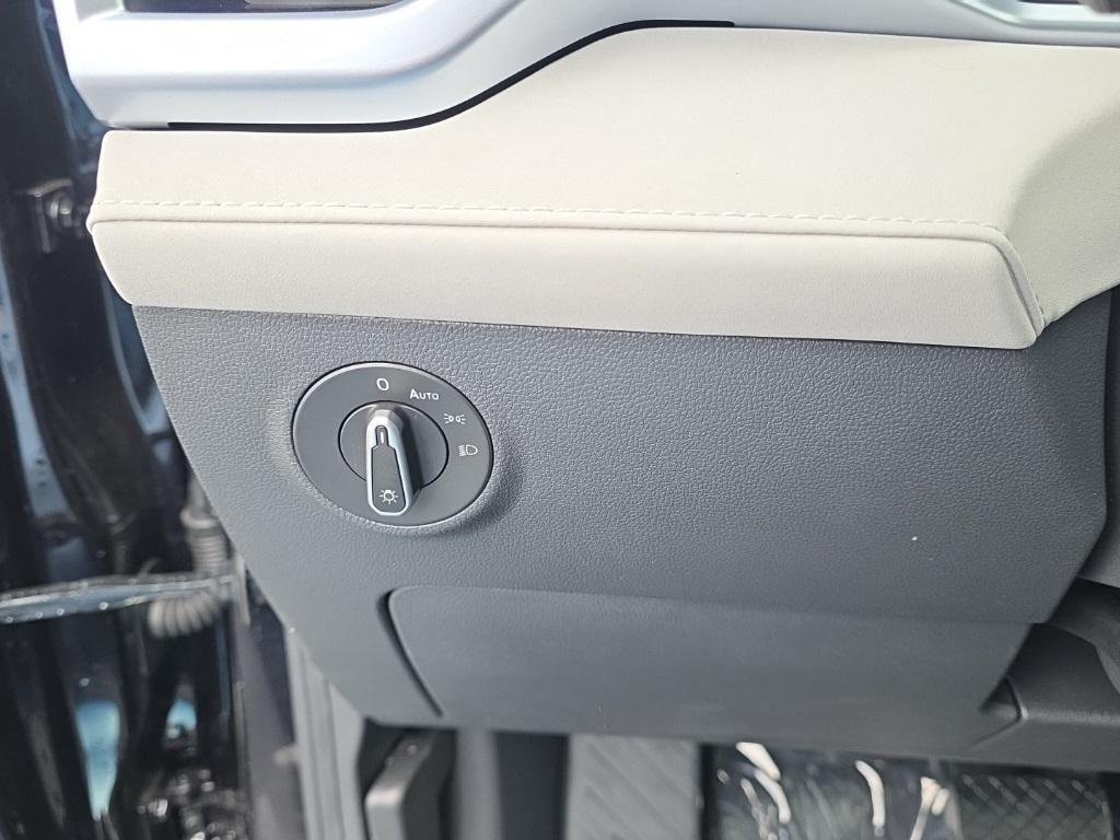 new 2026 Volkswagen Taos car, priced at $32,990