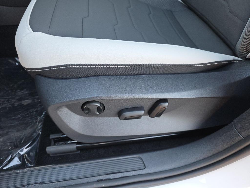 new 2026 Volkswagen Taos car, priced at $32,770