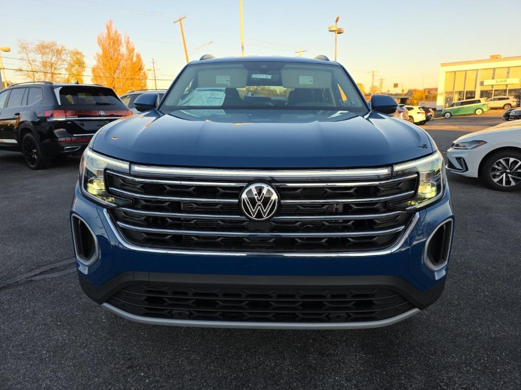 new 2026 Volkswagen Atlas car, priced at $44,136