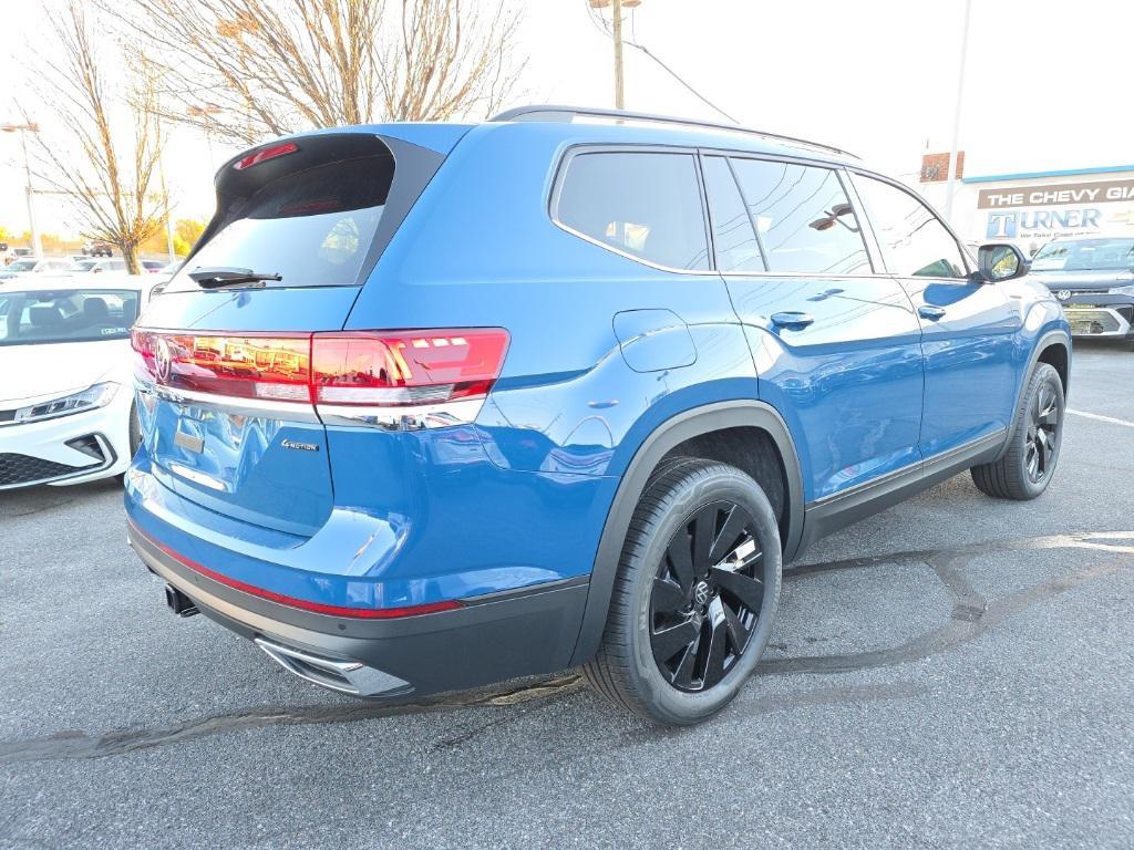 new 2026 Volkswagen Atlas car, priced at $44,136