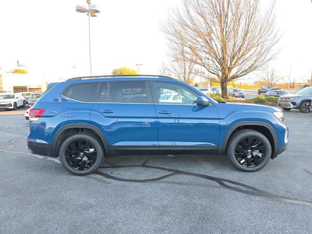 new 2026 Volkswagen Atlas car, priced at $44,136