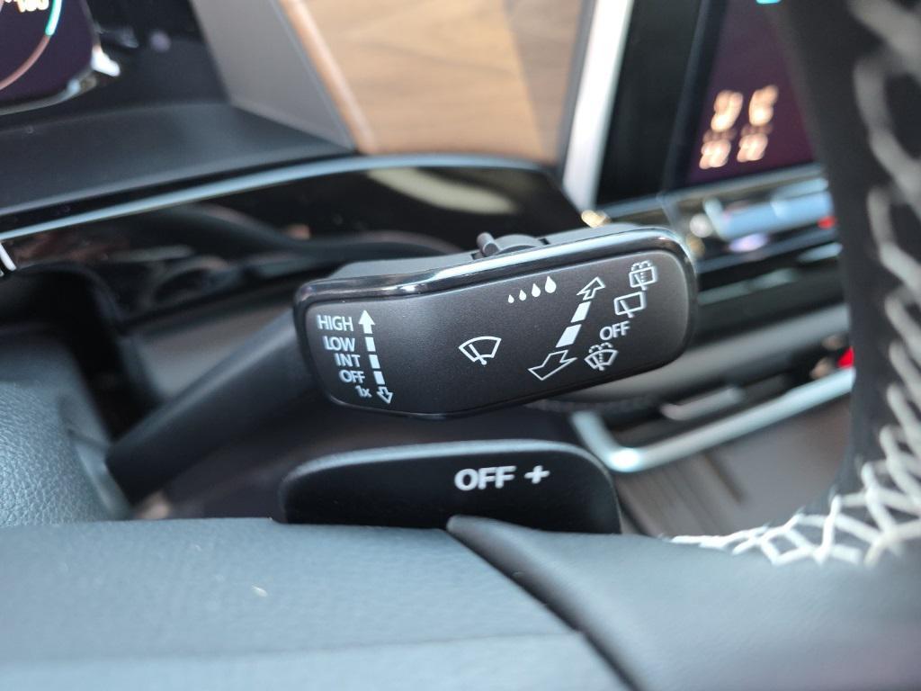 new 2026 Volkswagen Atlas car, priced at $44,136