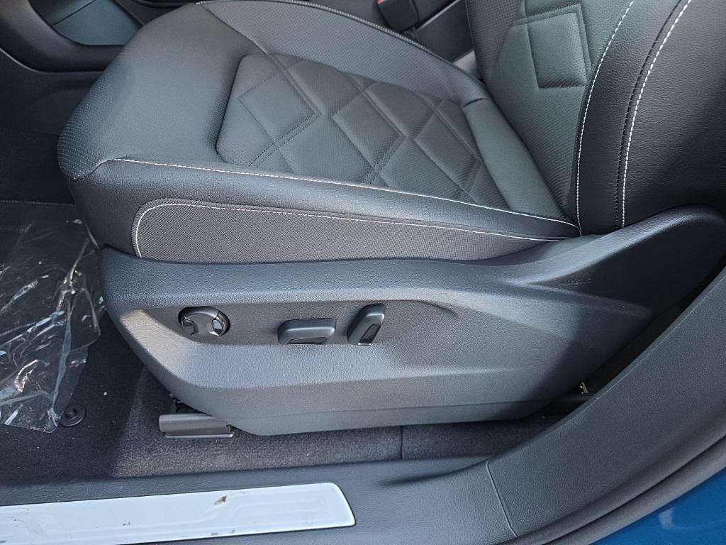 new 2026 Volkswagen Atlas car, priced at $44,136