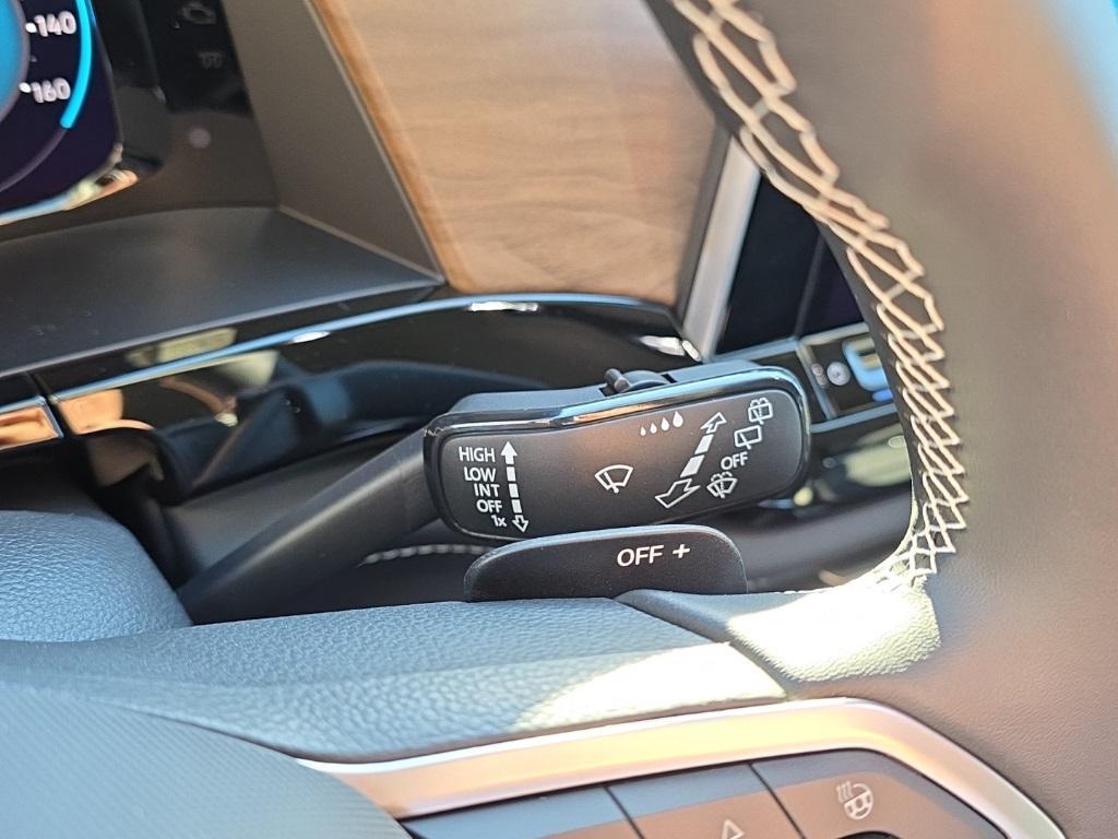 new 2026 Volkswagen Atlas car, priced at $43,200